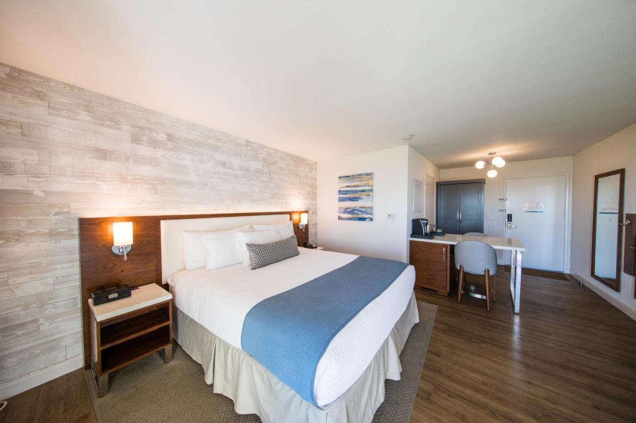 Seacrest Oceanfront Hotel 3*